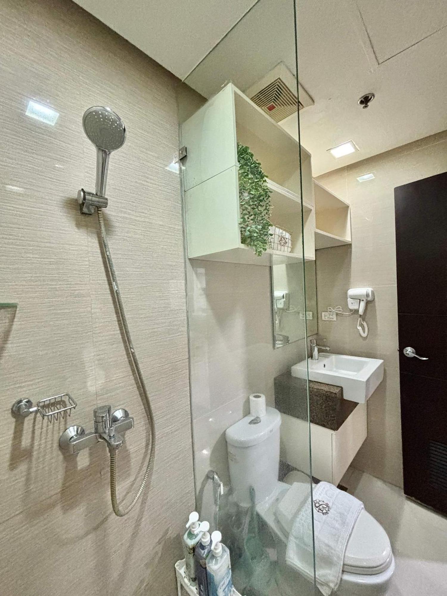 Greenbelt Hamilton Tower 1 Makati City Luaran gambar